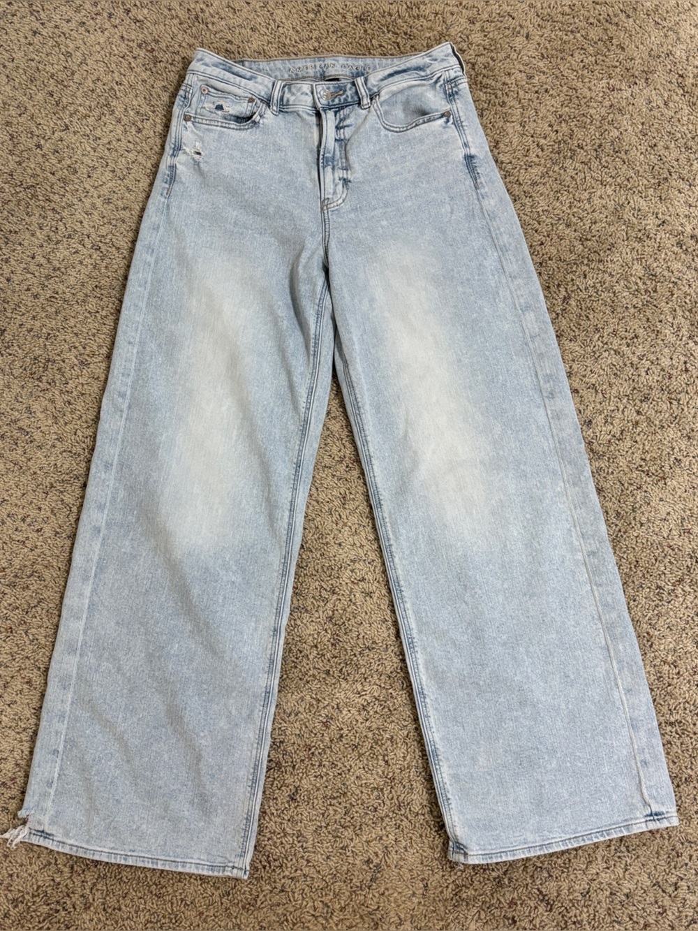 American Eagle Super High Waisted Baggy
Wide Leg Jean
